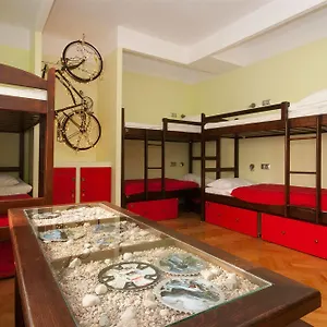 Hostel Helvetia Center And Old Town, Warsaw